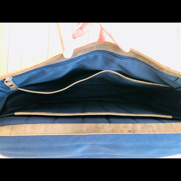 Handcrafted leather briefcase - Picture 6 of 9